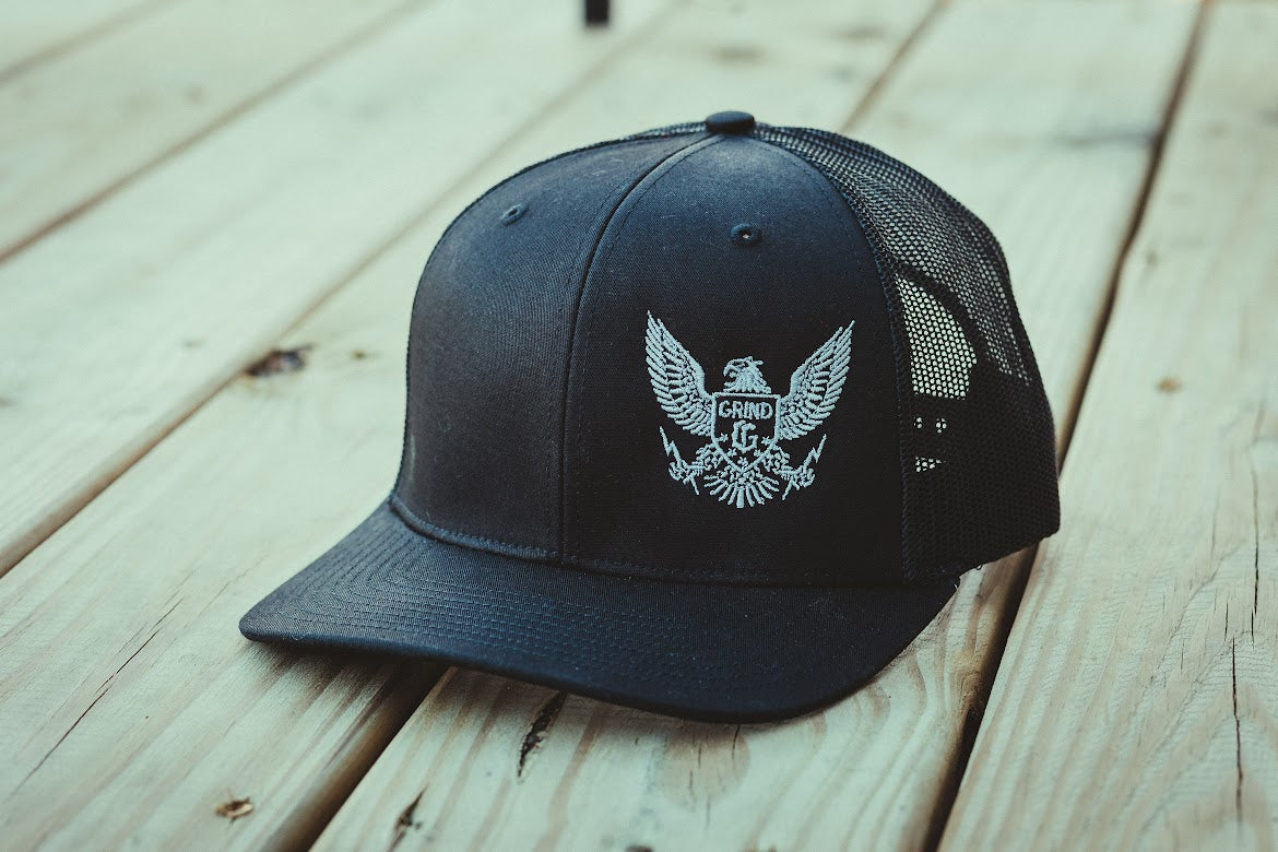 The Grind Athletics ONE SIZE FITS MOST / Black War Eagle - Snapback Trucker Hat