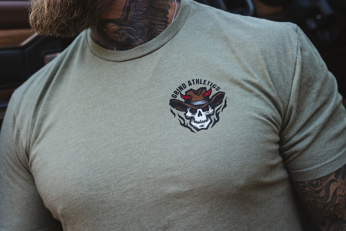 The Grind Athletics Graphic T-Shirt Let Us Live, For We Must Die