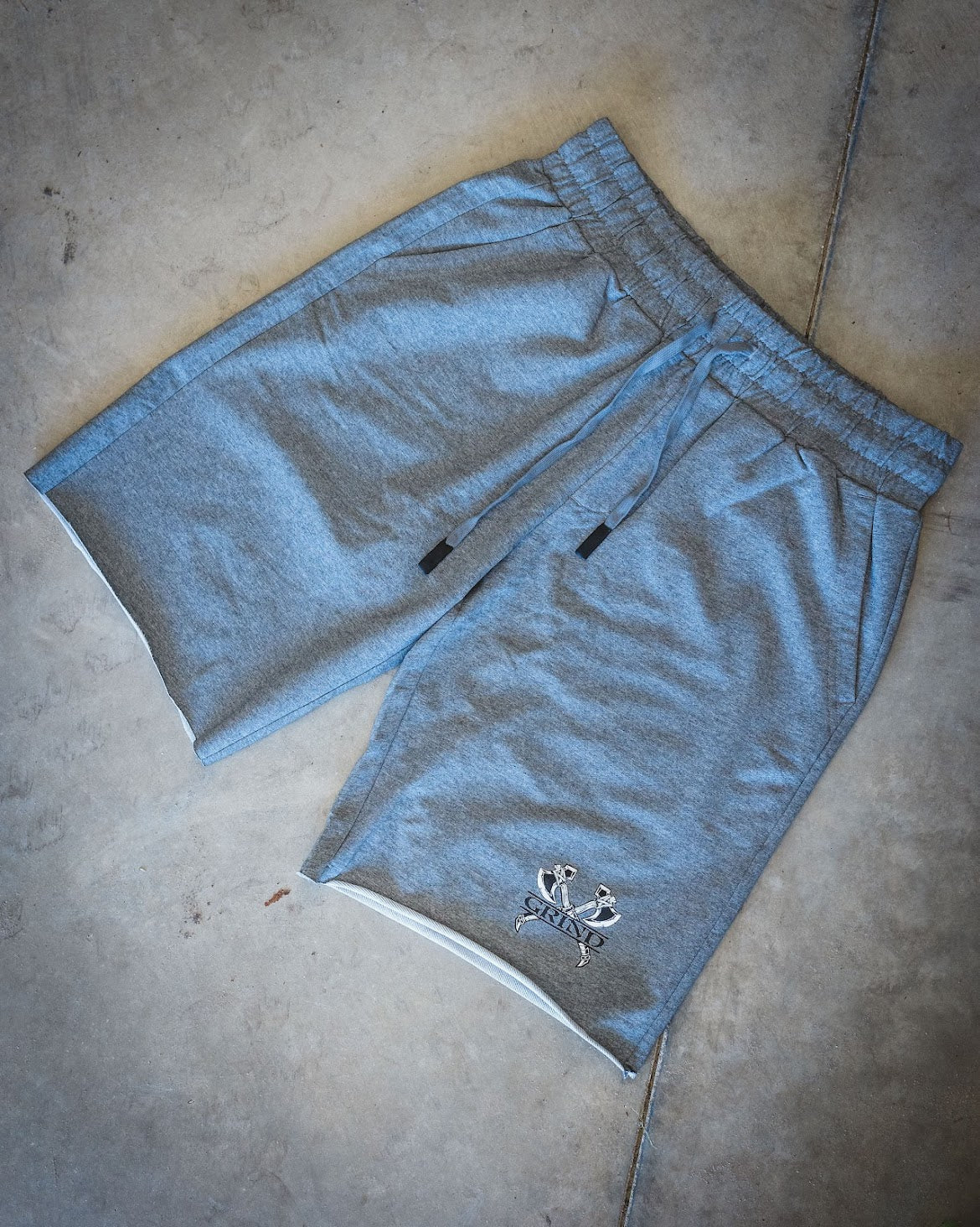 The Grind Athletics Shorts Classic Grind Shorts - Gray - Axes