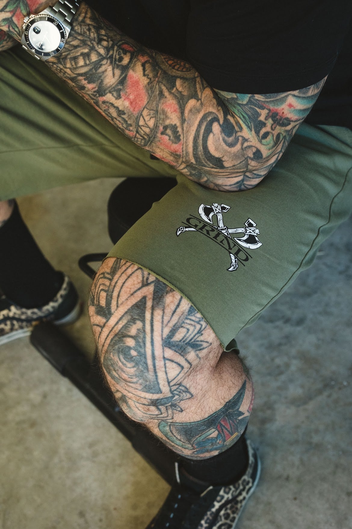 Classic Grind Shorts - OD Green - Axes