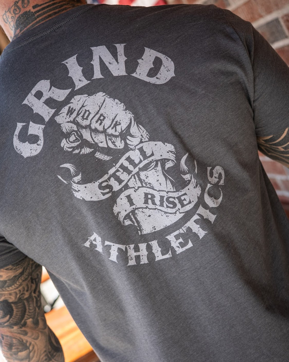 The Grind Athletics S / Dark Gunmetal Gray Still I Rise